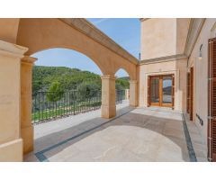 Villa de estilo mallorquín en Camp de Mar