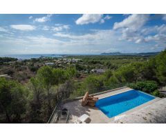 Villa de Lujo en Santa Eulalia del Rio
