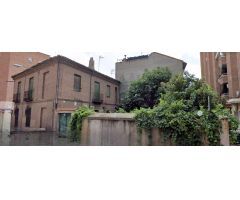 Edificio antiguo para rehabilitar con nueva construcción