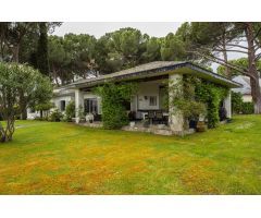 Villa de Lujo en Venta en Villanueva de la Cañada, Madrid