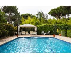 Villa de Lujo en Venta en Villanueva de la Cañada, Madrid