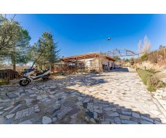 Chalet en Venta en Valdemorillo de la Sierra, Madrid