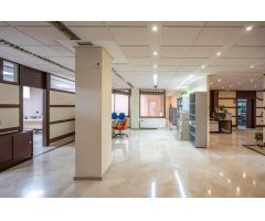 ^**^ FABULOSA OFICINA EN LAS ROZAS, 371 M2 CON ASEOS, SALIDA DE HUMO Y SEGREGABLE ^**^ Se vende ofic