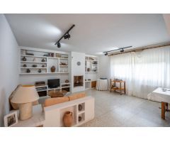 ^**^ PRECIOSO CHALET INDIVIDUAL DE MAS DE 350 M2 CONSTRUIDOS, EN PARCELA DE 1.100 M2 CON PISCINA^**^