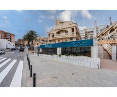 ^**^MAGNÍFICO LOCAL COMERCIAL CON VISTAS AL MAR EN ARENALES DEL SOL, ALICANTE^**^ Descubre una oport