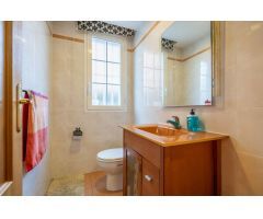 ^**^LA CASA QUE LO TIENE TODO: 329 M2, JARDÍN, PISCINA PRIVADA Y ZONA DE OCIO^**^ Descubre este espe
