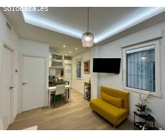 Vivienda a estrenar de 2 dormitorios y 2 baños, frente al Palacio de Maudes, cerca de la Universidad
