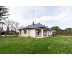 Chalet en Venta en Ciudalcampo, Madrid