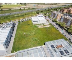 ¡OPORTUNIDAD INVERSORES Y EMPRESAS! Parcela Urbana de 2.627 m² Frente al Núcleo Urbano Ubicación pri