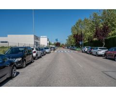 ¡OPORTUNIDAD INVERSORES Y EMPRESAS! Parcela Urbana de 2.627 m² Frente al Núcleo Urbano Ubicación pri