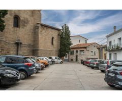 CASA DE PUEBLO PARA REFORMAR EN LA PLAZA DE LA IGLESIA DE EL TIEMBLO Si sueñas con vivir en un entor