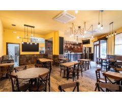 ^**^FANTÁSTICO LOCAL BAR-RESTAURANTE EN VENTA O CON ALQUILER CON OPCIÓN A COMPRA – FRENTE AL ESTADIO