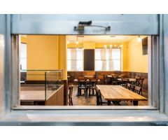 ^**^FANTÁSTICO LOCAL BAR-RESTAURANTE EN VENTA O CON ALQUILER CON OPCIÓN A COMPRA – FRENTE AL ESTADIO