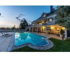 ^**^EXCLUSIVO CHALET INDEPENDIENTE EN BOADILLA DEL MONTE – 600M² CONSTRUIDOS EN PARCELA DE 2.000M² C