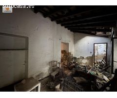 Oportunidad Única: Casa-solar con Enorme Potencial en Jerez de la Frontera