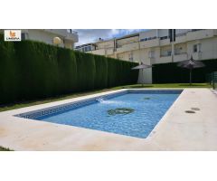 ???? Casa pareada de 4 hab. con sótano, patios, ático y piscina en la Milla de Oro de Jerez