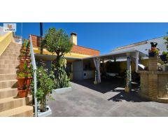 CASA ADOSADA | PLANTA BAJA | AMPLIO PATIO | 3 HAB | 2 SALONES | 130m² | AZOTEA | TRASTERO | LA BARCA