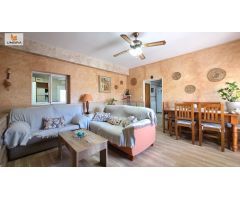 CASA ADOSADA | PLANTA BAJA | AMPLIO PATIO | 3 HAB | 2 SALONES | 130m² | AZOTEA | TRASTERO | LA BARCA