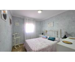 CASA ADOSADA | PLANTA BAJA | AMPLIO PATIO | 3 HAB | 2 SALONES | 130m² | AZOTEA | TRASTERO | LA BARCA
