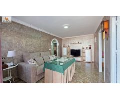 CASA ADOSADA | PLANTA BAJA | AMPLIO PATIO | 3 HAB | 2 SALONES | 130m² | AZOTEA | TRASTERO | LA BARCA