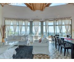 Espectacular casa en venta con impresionantes vistas en Olivella