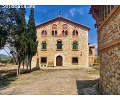 Masía historica con 16 ha de terreno a la venta en Sant Pere de Ribes