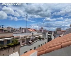 Ático dúplex en venta en el centro de Sitges con 2 terrazas