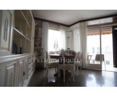 Gran ático en venta en finca regia con vistas al Cap de la Vila de Sitges