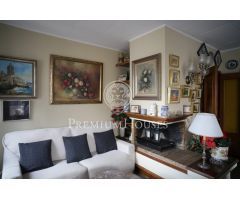 Gran ático en venta en finca regia con vistas al Cap de la Vila de Sitges