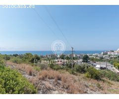 Espectacular terreno en venta con vistas al mar en Levantina Sitges