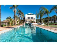 Villa romana con piscina en Avinyonet del Penedés