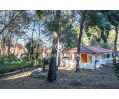 Casa en La Mora con gran parcela