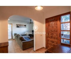 Casa en La Mora con gran parcela