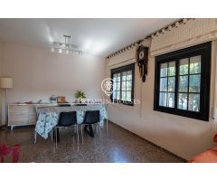 Casa independiente con piscina en Mas Alba
