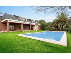 Casa con piscina y jardín en Valls
