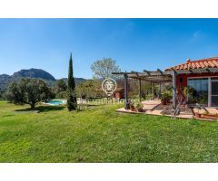 Casa con encanto y gran parcela en Vilanova dEscornalbou
