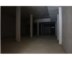 Local comercial en Alquiler en Valencia de las Torres, Valencia