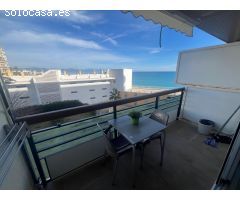 COQUETO ESTUDIO EN PRIMERA LINEA DE PLAYA EN TORREMOLINOS