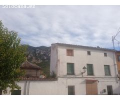 OPORTUNIDAD---Venta de casa de pueblo en Quatretondeta