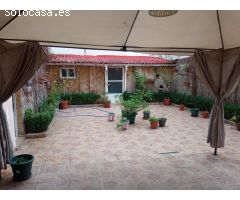 Planta baja con un patio muy grande en venta en la zona del Ensanche - Alcoy
