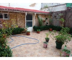 Planta baja con un patio muy grande en venta en la zona del Ensanche - Alcoy