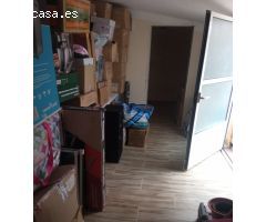 Planta baja con un patio muy grande en venta en la zona del Ensanche - Alcoy