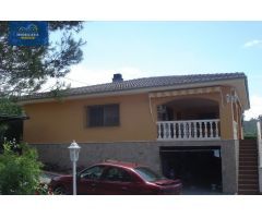CHALET EN VENTA EN BENILLUP