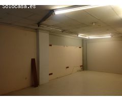 Se alquila amplio local en Alcoy - Zona Santa Rosa