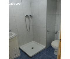 Se alquila o vende local en Alcoy - Calle Entenza
