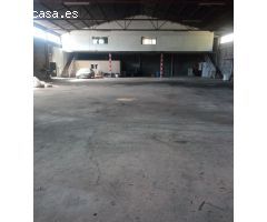 Nave en suelo urbano en el Polígono de la Beniata - Alcoy