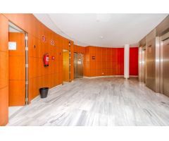 Oficina en venta en ronda de Poniente, 19