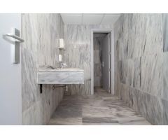 Oficina en venta en ronda de Poniente, 19