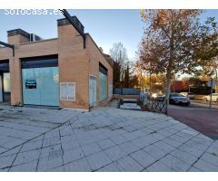 Local en venta en Boadilla del Monte.