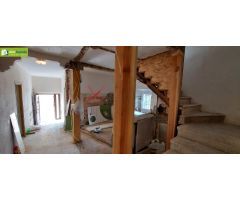 Casa de Pueblo en Venta en Nava de Roa, Burgos